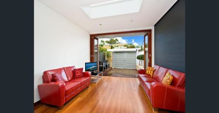 Designer Terrace with Secure Parking - Photo 2