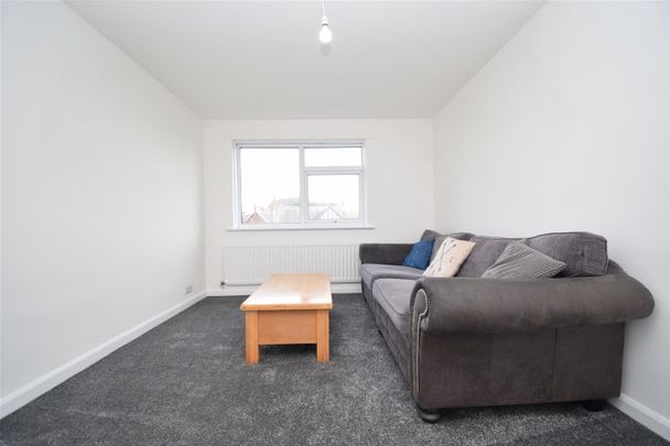 Barnsley Road, Wakefield - Photo 1