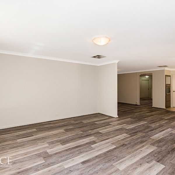 14 Bethwyn Circuit, Madeley WA 6065 - Photo 1