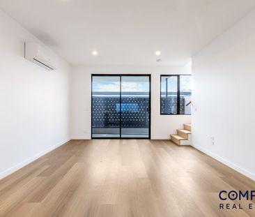 Brand New Tri-Level Townhouse - Photo 5