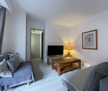 Location Appartement 2 pièces 33m² LA CIOTAT 13600 - Photo 2