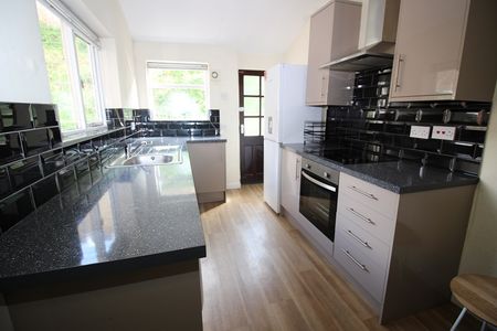 15 Union Road - Photo 3