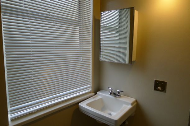#103 – 2191 West 1st Avenue, Vancouver Bc V6k 1e7 - Photo 1