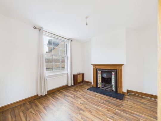 2 bedroom semi-detached house to rent - Photo 1