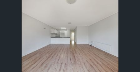 Stylish Apartment in Prime Location - Photo 5