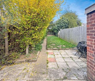 Bramford Road, Ipswich, IP1 - Photo 2