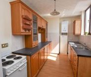 1 bed Flat for Rent - Photo 2