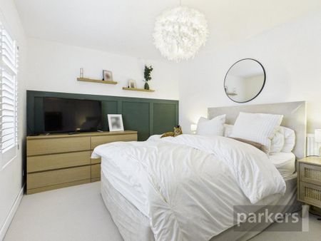 3 bedroom terraced house to rent - Photo 4