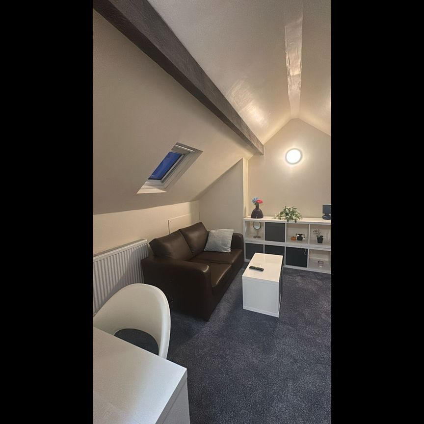 Room in a Shared House, Robey St, S4 - Photo 1