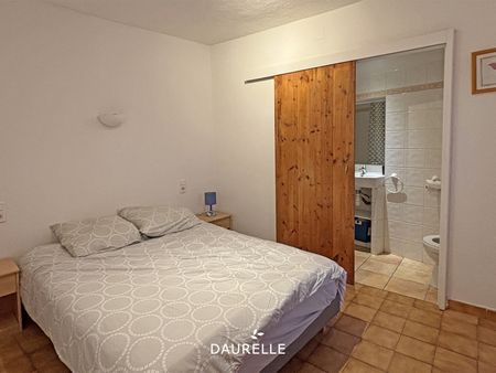 Location Appartement 1 pièce 24m² CHATEAURENARD 13160 - Photo 2