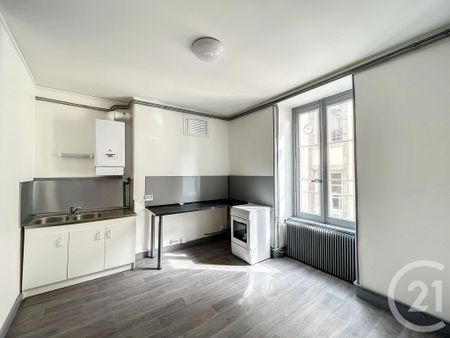 Location Appartement 1 pièce 41m² RIOM 63200 - Photo 5