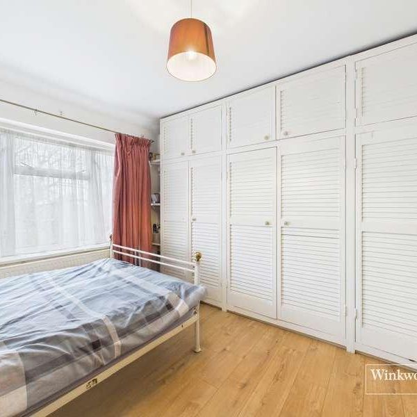 Haydon Close, Kingsbury, NW9 - Photo 1