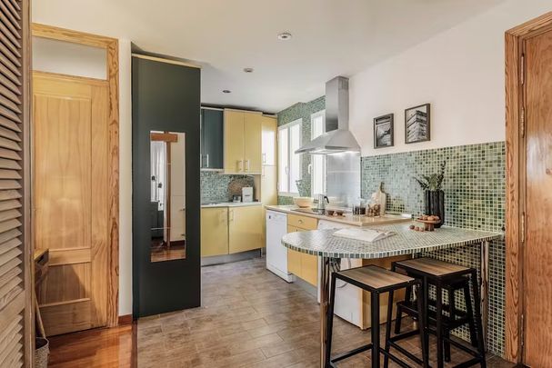 Calle del Divino Pastor, Madrid, Community of Madrid 28004 - Photo 1