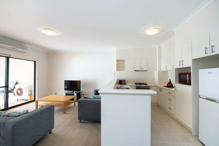 38/18 Bonnefoi Boulevard - Photo 2