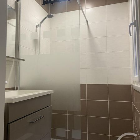 Location Appartement 1 pièce 20m² MONT DE MARSAN 40000 - Photo 3