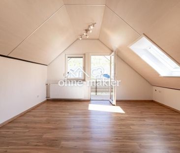 Helle 4-Zimmer-Dachgeschosswohnung – vollständig saniert mit Einbau... - Photo 6
