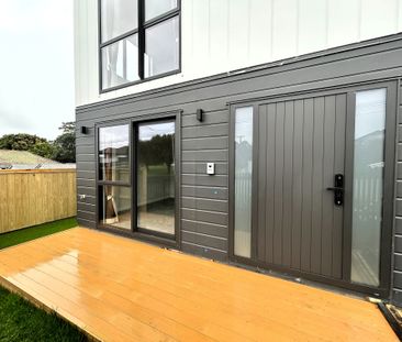 4 Bedrooms on Bardia St - Photo 5