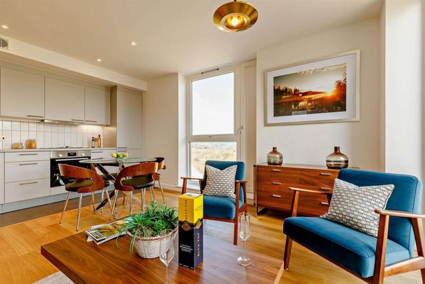 2 bedroom flat to rent - Photo 1