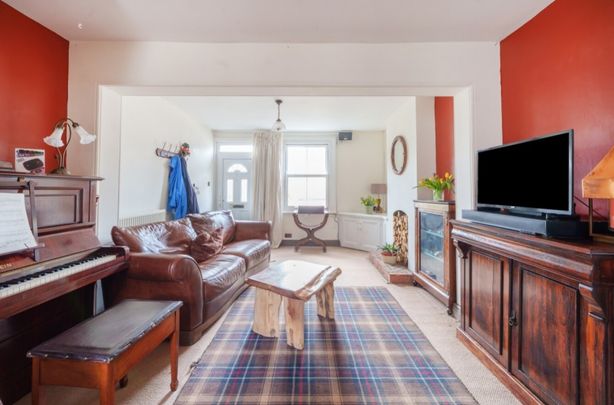 Horns Road, Stroud, Gloucestershire, GL5 - Photo 1