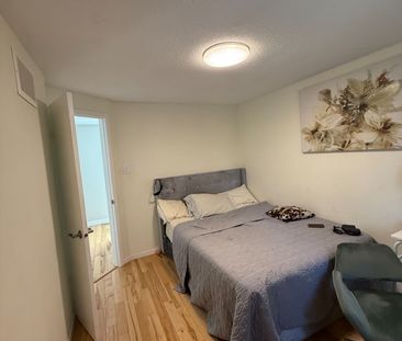 For Lease - 63 Barrett Acres, Ajax, Ontario - Photo 2