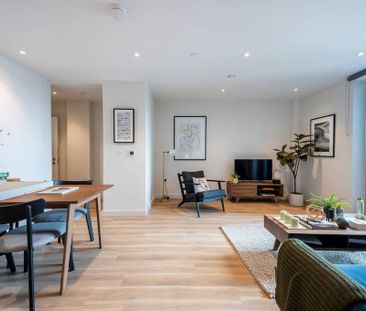 3 bedroom flat to rent - Photo 4