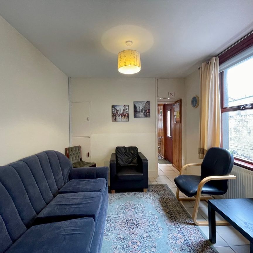 Friars Avenue, Bangor, Gwynedd, LL57 - Photo 1