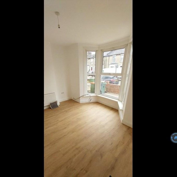 5 bedroom terraced house to rent - Photo 1