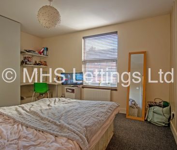 6 Bedroom Mid Terraced House for rent in Granby Grove - Photo 3