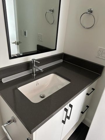 For Lease - 741 King Street Unit# 308, Kitchener, Ontario - Photo 3