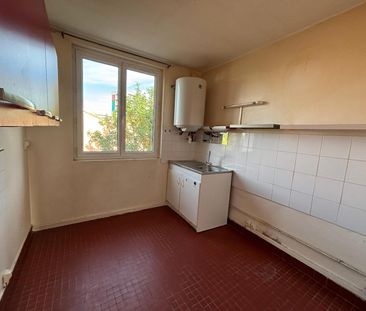 Location Appartement 4 pièces 61m² BOURG LES VALENCE 26500 - Photo 4