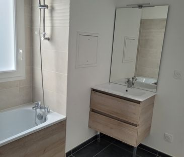 Location Appartement 4 pièces 92m² POISSY 78300 - Photo 5