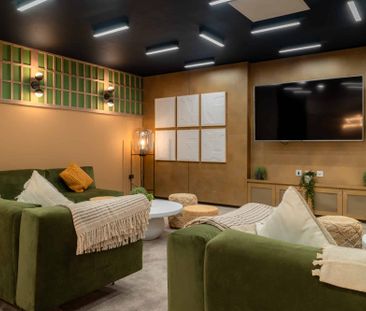 Platinum Studio - Photo 4