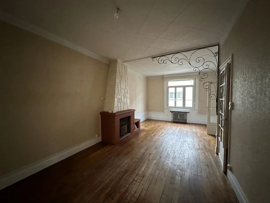 Location Maison 4 pièces 106 m2 à Saint-Quentin - Photo 1