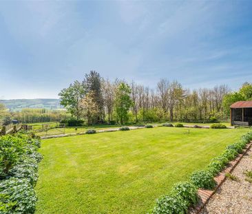 5 bedroom barn conversion to rent - Photo 2