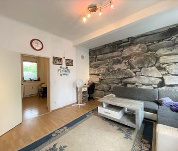 Provisionsfrei – Sehr gepflegte 2-Zimmer-Wohnung mit separater Küch... - Photo 1