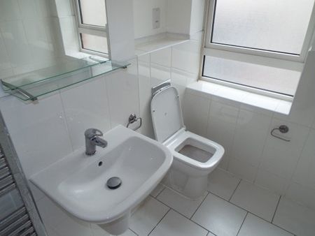 Clyde court, Leicester, LE1 - Photo 4