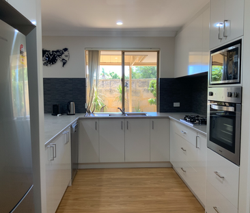 2A Bluegum Close, Woodvale, WA - Photo 6