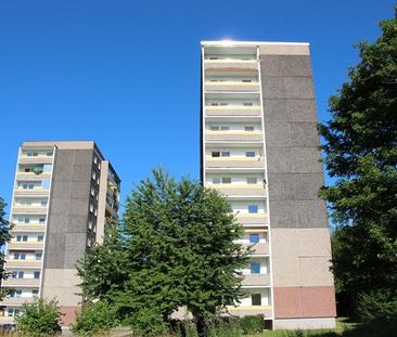Renovierte 3 Raum Wohnung mit großzügigem Balkon und Aufzug in Gera... - Photo 6