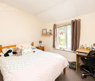 4 bedroom terraced house to rent - Photo 6