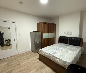 2 bedroom house share to rent - Photo 4