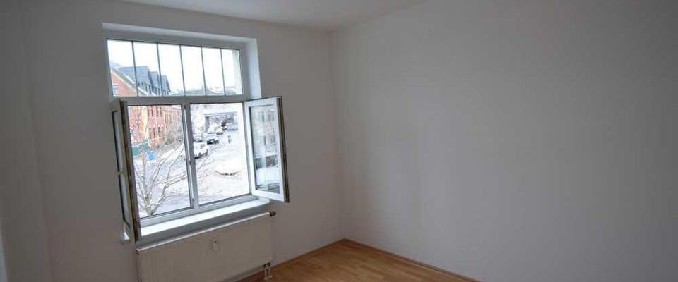 Rarität - Tolle 2-Zimmer EG-Altbauwohnung mit Stellplatz - Photo 1