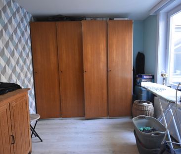 Gezellige woning met terras nabij het centrum van Nieuwkerken-Waas - Photo 1
