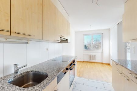 Family apartment in popular neighborhood - Photo 2