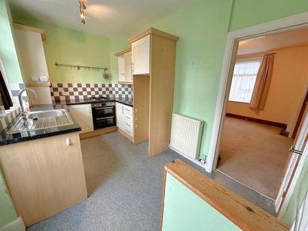 2 bedroom terraced house to rent - Photo 5
