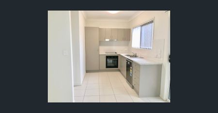 Ideal Location In New Modern Estate - Photo 2