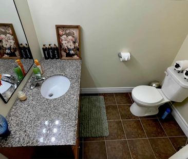 For Lease - 8084 Windsong Drive, Niagara Falls, Ontario - Photo 6