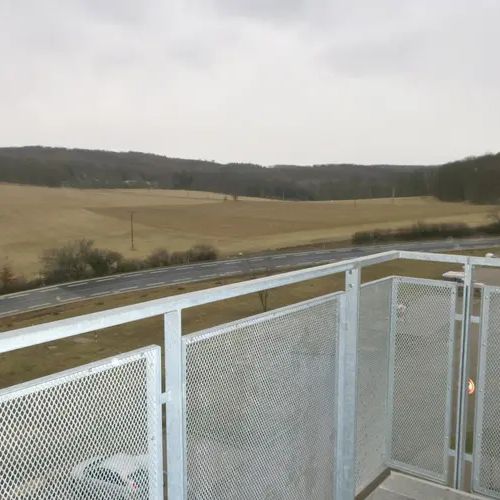 Pronájem cihlového bytu 2+kk s balkonem v Brně - Kamechách - Фото 1