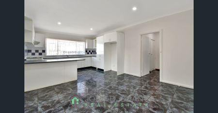 5 Bedroom Family Home In Fairfield - Photo 3