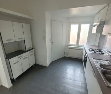 Location Appartement 2 pièces 51m² MAUBEUGE 59600 - Photo 1