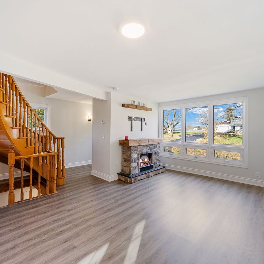 For Lease - 2383 Kirk Road, Hamilton, Ontario - Photo 1